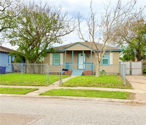 4305 Willow St, Corpus Christi, TX, 78411-3651 | Card Image