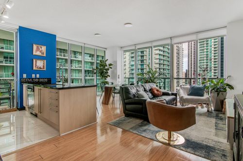 2107-s-79 Sw 12th St, Miami, FL, 33130-5201 | Card Image