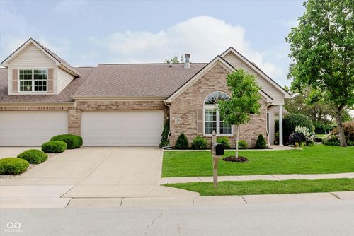 17712 Crown Pointe Ct, Noblesville, IN, 46062-7621 | Card Image