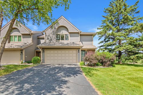 18068 Judicial Way N, Lakeville, MN, 55044-9304 | Card Image