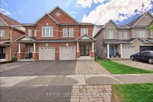 38 4 Seasons Cres, East Gwillimbury, ON, L9N0C3 | Card Image