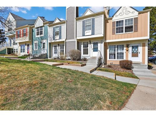 6822 S Independence St, Littleton, CO, 80128-4050 | Card Image