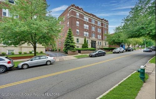 47-192 Claremont Ave, Montclair, NJ, 07042-3561 | Card Image