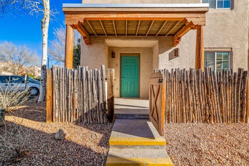 1418-2210 Miguel Chavez Rd, Santa Fe, NM, 87505-6956 | Card Image