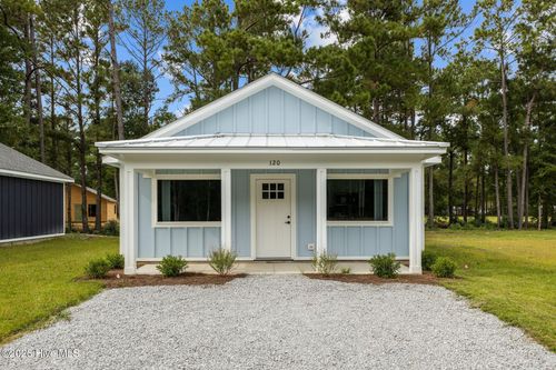 151 Long Pond Loop, Swansboro, NC, 28584-0280 | Card Image