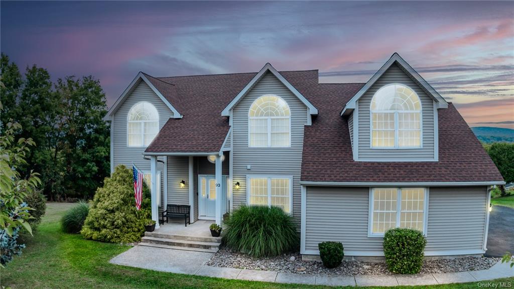 Roosevelt Dr, Poughquag, NY 12570