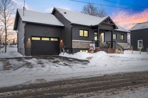 69 Mill Street, North Dundas, ON, K0C1H0 | Card Image