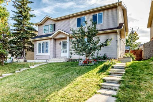 83 Castlebrook Way Ne, Calgary, AB, T3J2A6 | Card Image