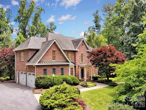 8-9 Hickory Rdg, Fletcher, NC, 28732-9432 | Card Image