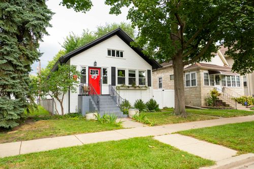 7431 Warren St, Forest Park, IL, 60130-1505 | Card Image