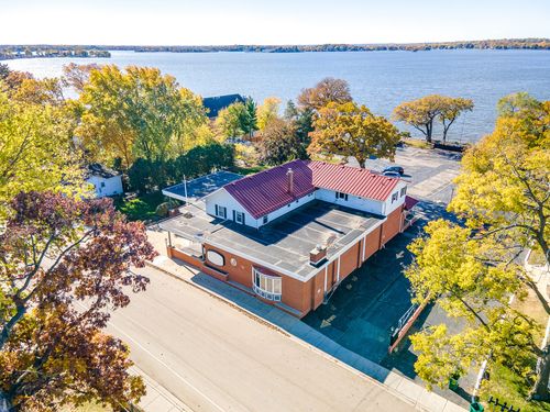 12 N Pistakee Lake Rd, Fox Lake, IL, 60020-1208 | Card Image