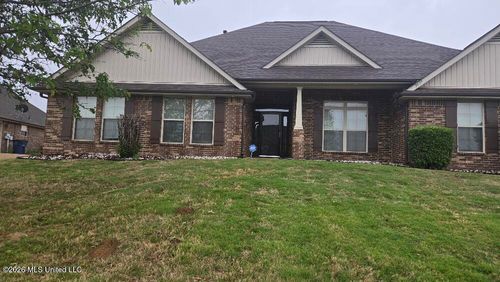 7637 Wisteria Dr, Olive Branch, MS, 38654-6973 | Card Image