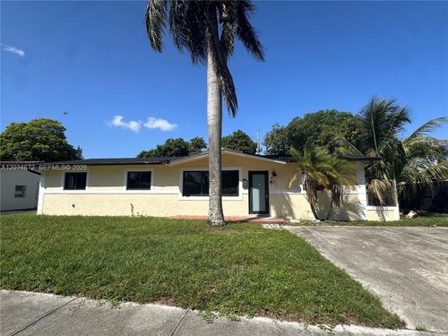 631 Nw 37th Ave, Lauderhill, FL, 33311-7542 | Card Image