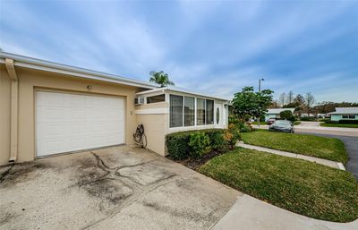 B - 2739 Sherbrooke Lane, House other with 2 bedrooms, 2 bathrooms and null parking in Palm Harbor FL | Image 3