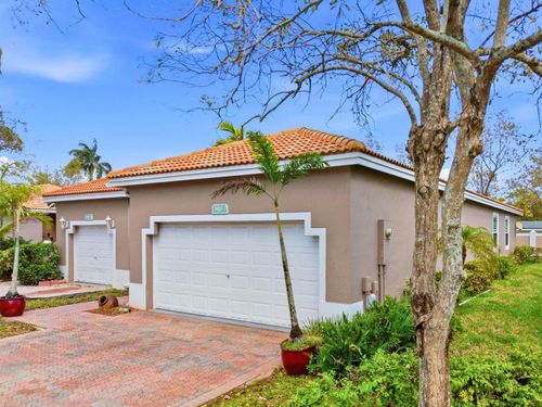 3-2920 E Aragon Blvd, Sunrise, FL, 33313-8079 | Card Image