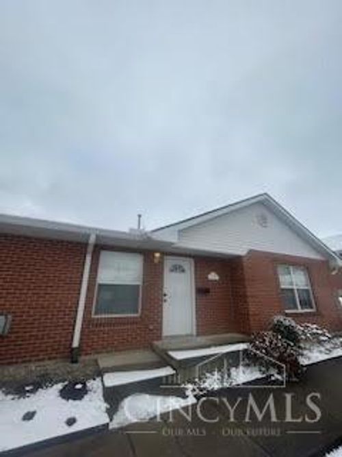 5805 Hester Rd, Oxford, OH, 45056-1390 | Card Image