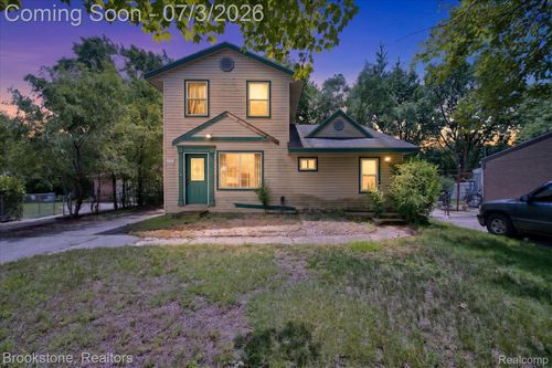 34637 Fairchild St, Westland, MI, 48186-4346 | Card Image