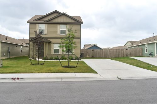 504 Sunray Dr, Lockhart, TX, 78644-4972 | Card Image