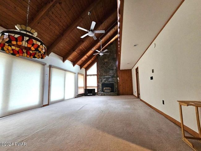 13-Living room | Image 17