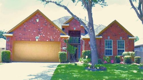 6109 Castle Peak Ln, League City, TX, 77573-5821 | Card Image