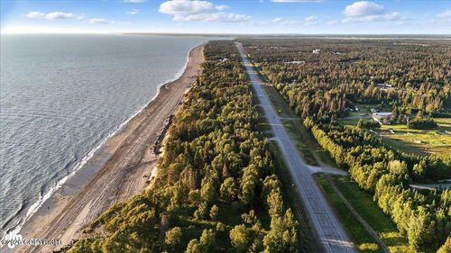 35807 Kalifornsky Beach Rd, Kenai, AK, 99611-8770 | Card Image