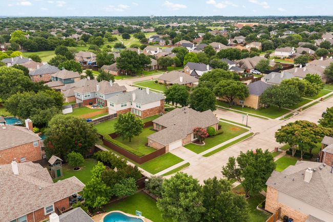 Aerial perspective of suburban area | Image 7