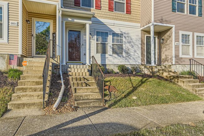 5853 Monroe Xing, Townhouse with 2 bedrooms, 3 bathrooms and 2 parking in Antioch TN | Image 4