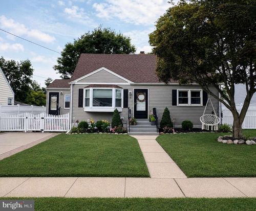 15 Appleton Dr, Trenton, NJ, 08610-2501 | Card Image