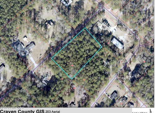 20-203 N Ridge Rd, New Bern, NC, 28560-8202 | Card Image