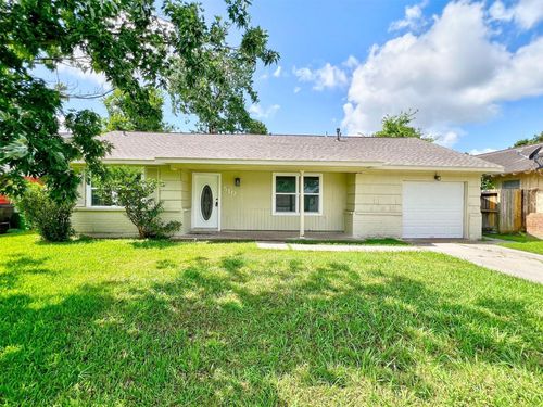 510 Sulphur St, Houston, TX, 77034-1337 | Card Image