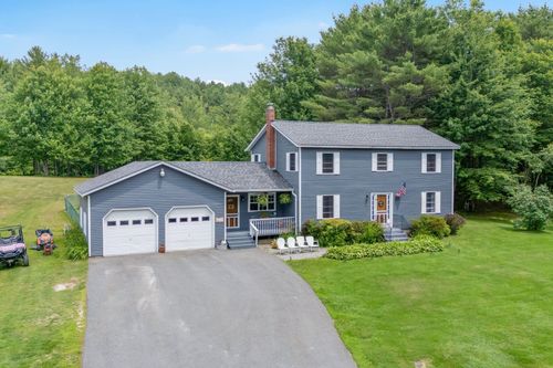 672 Park St, Livermore Falls, ME, 04254-4436 | Card Image