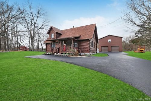 481 Dosen Rd, Middletown, NY, 10940-6375 | Card Image