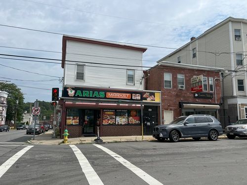 89 Newbury St, Lawrence, MA, 01840-1720 | Card Image