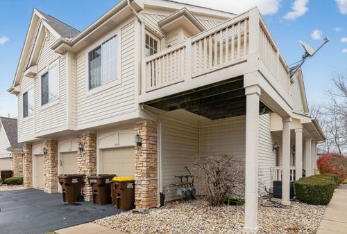 0-4538 Hilltop Dr, Loves Park, IL, 61111-8660 | Card Image