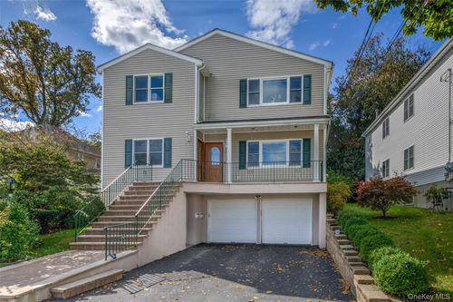 8 Davenport St, Harrison, NY, 10528-4306 | Card Image