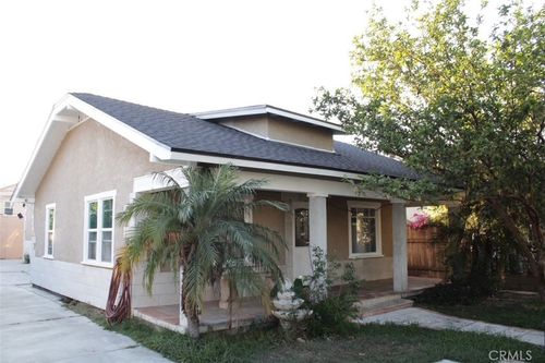 1467 Walnut Ave, Long Beach, CA, 90813-2425 | Card Image