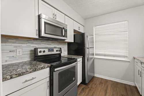 5-429 Johnson St, Longview, TX, 75602-4255 | Card Image