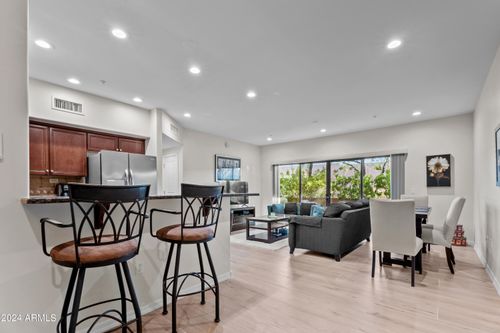 1154-20660 N 40th St, Phoenix, AZ, 85050-7301 | Card Image