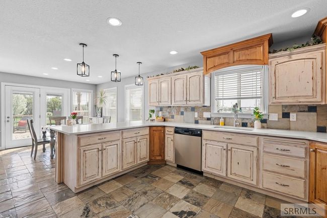 Kitchen | Image 29