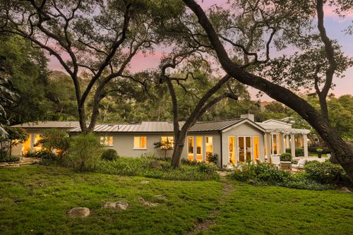 2135 Veloz Dr, Montecito, CA, 93108-1537 | Card Image