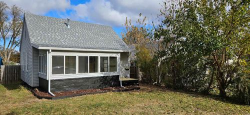 1244 12 Ave St Sw Avenue, Cedar Rapids, IA, 52404 | Card Image