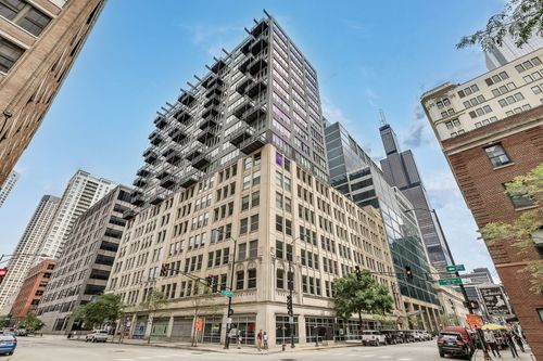 unit-814-565 W Quincy St, Chicago, IL, 60661-2905 | Card Image