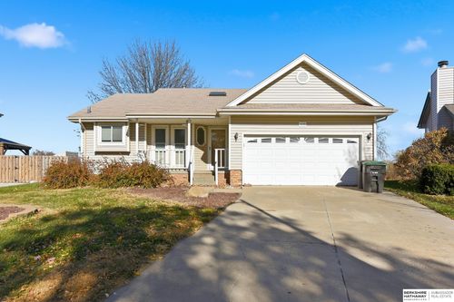 13572 V Cir, Omaha, NE, 68137-2953 | Card Image