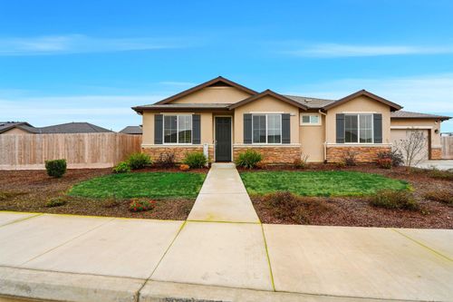 3125 Seymour St, Tulare, CA, 93274-1191 | Card Image