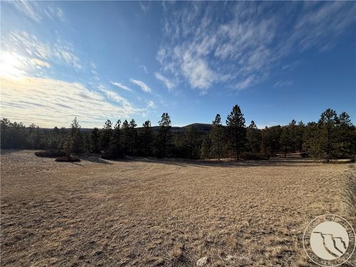 42 Bozeman Trl, Columbus, MT, 59019-7557 | Card Image