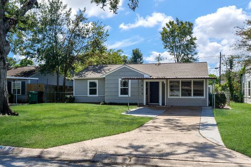 7419 Jalna St, Houston, TX, 77055-3729 | Card Image