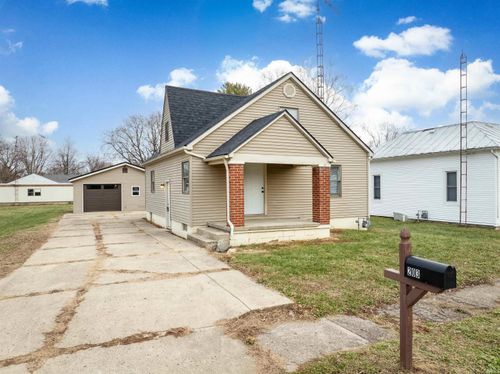 203 S Harrison St, Lynn, IN, 47355-9637 | Card Image