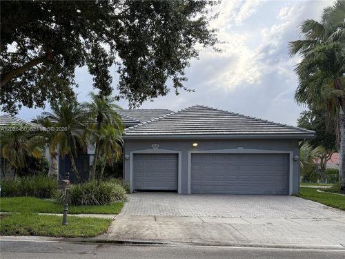 2242 Nw 129th Ave, Pembroke Pines, FL, 33028-2582 | Card Image