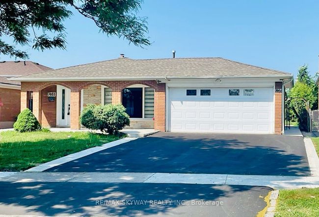 7461 Netherwood Rd, House other with 4 bedrooms, 4 bathrooms and 4 parking in Mississauga ON | Image 38