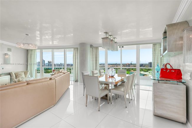 2401 - 19955 Ne 38th Ct, Condo with 2 bedrooms, 3 bathrooms and null parking in Aventura FL | Image 7